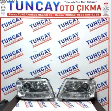 Suzuki Vitara Sağ Ön Far 2005-2012 çıkma parça