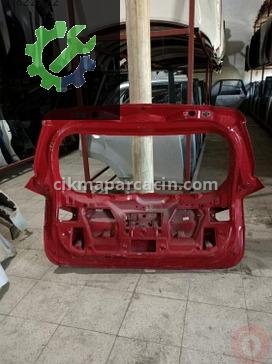 Suzuki S-Cross Bagaj Kapağı çıkma parça