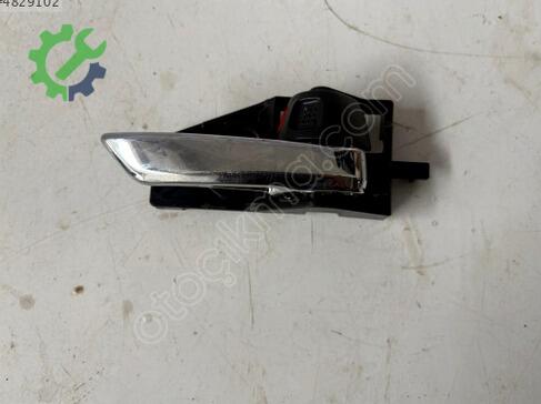 Suzuki Swift Sağ Ön Kapı çıkma parça