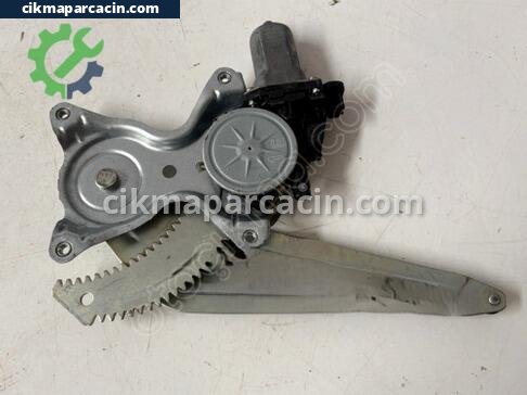 Suzuki Swift Sol Arka Kapı çıkma parça