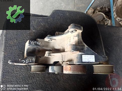 Suzuki Vitara Motor Braketi çıkma parça