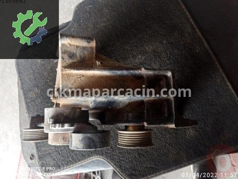 Suzuki Vitara Motor Braketi çıkma parça