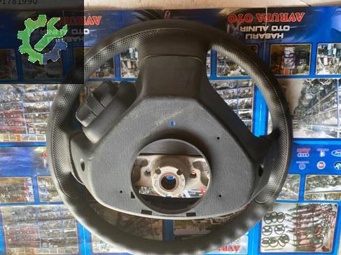 Suzuki Vitara Direksiyon Simidi çıkma parça