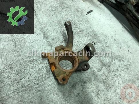 Volkswagen Caravelle Taşıyıcı 7D0407257 çıkma parça