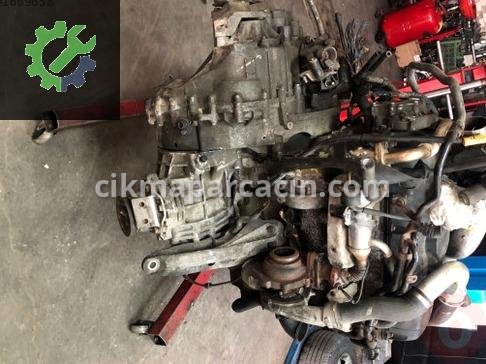 Volkswagen Caravelle Şanzıman Komple çıkma parça