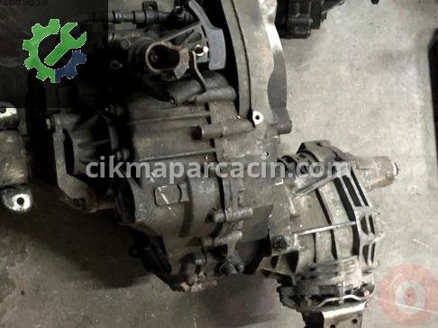 Volkswagen Caravelle Şanzıman Komple çıkma parça