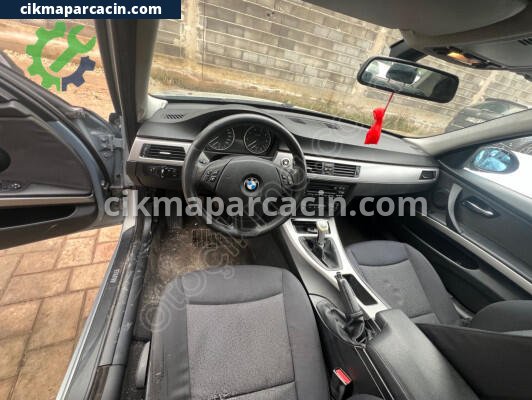 BMW X3 Torpido çıkma parça