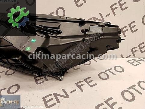 Tesla Model Y Sağ Ön Far çıkma parça