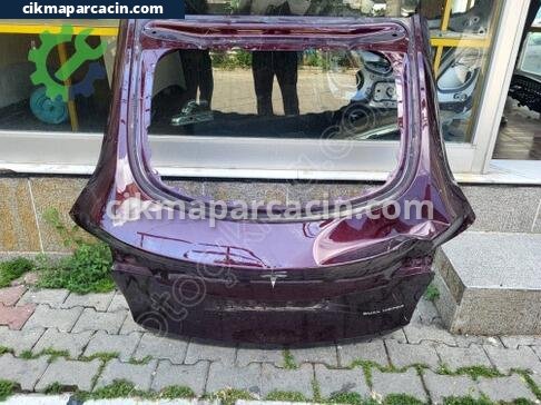 Tesla Model Y Bagaj çıkma parça