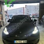 Tesla Model Y Tavan Camı Çıkma