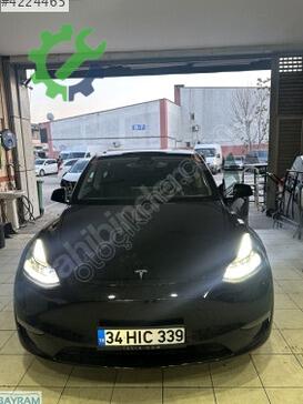 Tesla Model Y Tavan Camı çıkma parça