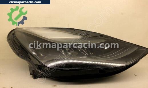 Tesla Model Y Far çıkma parça
