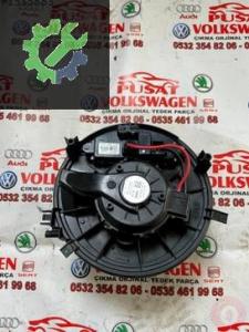 Tiguan çıkma kalorifer motoru 3Q1 819 021 C