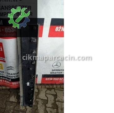 Togg T10X Kapı Çıtası çıkma parça