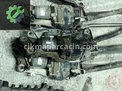 Porsche Touareg Silecek Motoru 7L6955119 çıkma parça