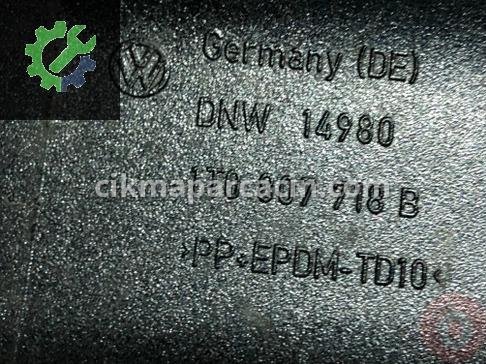 Volkswagen Touran Tampon Izgara Çıtası 1T0807717B çıkma parça