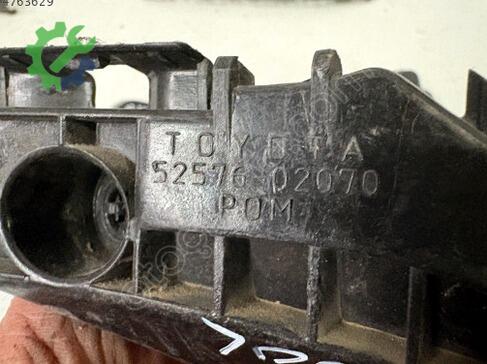 Toyota Auris Tampon Braketi 5257602070 çıkma parça