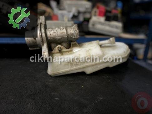 Toyota Auris Fren Ana Merkezi çıkma parça