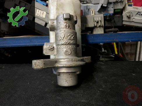 Toyota Auris Fren Ana Merkezi çıkma parça