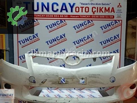 Toyota Auris Ön Tampon çıkma parça