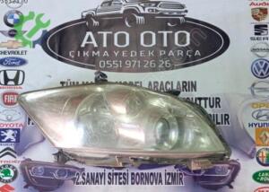 Toyota Auris 2000 Çıkma Sağ Far