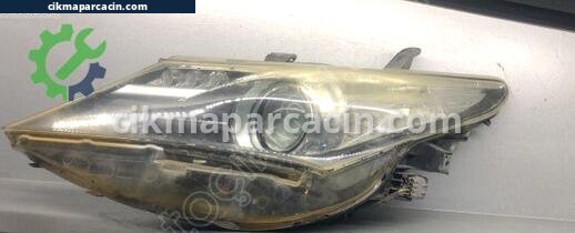 Toyota Auris Far çıkma parça