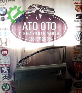 Toyota Auris Sol Ön Kapı çıkma parça