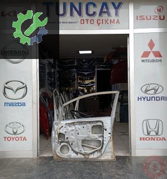 Toyota Auris Sağ Ön Kapı 2007-2012 çıkma parça