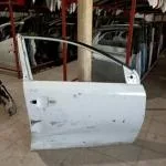 TOYOTA AURİS SAĞ ÖN KAPI 2013-2018