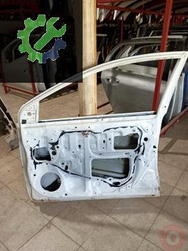 Toyota Auris Sağ Ön Kapı 2013-2018 çıkma parça