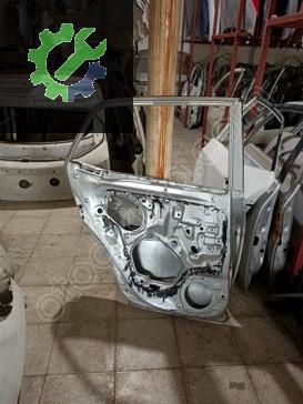 Toyota Auris Sol Arka Kapı 2007-2012 çıkma parça