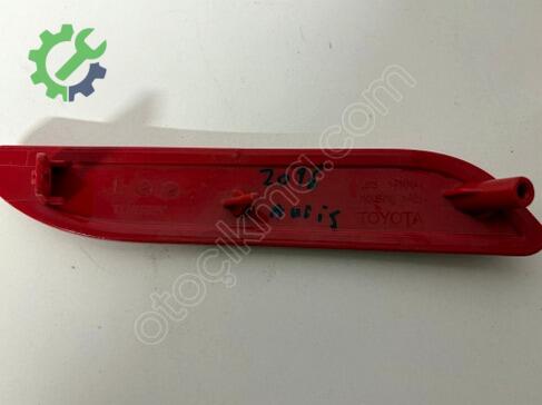 Toyota Auris Reflektör 0211605 çıkma parça