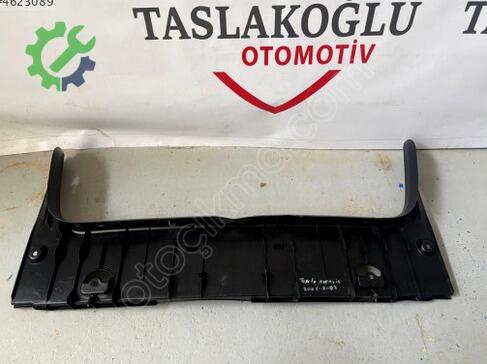 Toyota Avensis Eşik Bakaliti 5838705070 çıkma parça