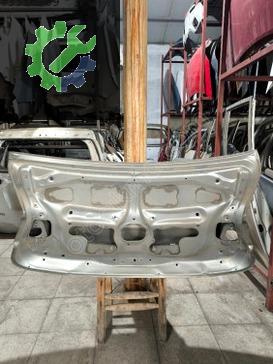 Toyota Avensis Bagaj Kapağı 2009-2014 çıkma parça