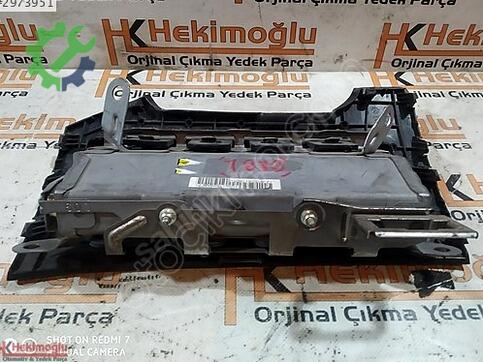 Toyota Avensis çıkma parça