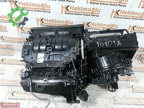 Toyota Avensis çıkma parça