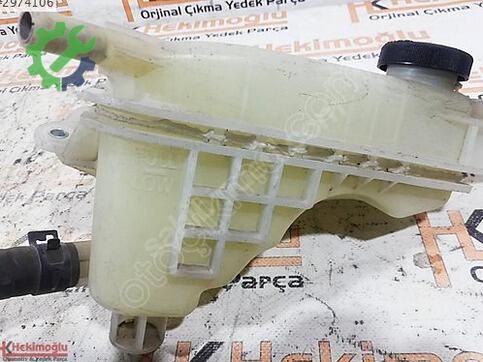 Toyota Avensis çıkma parça