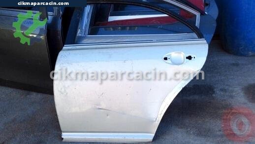 Toyota Corolla Sol Arka Kapı çıkma parça