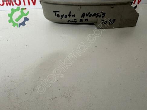 Toyota Avensis Sağ Ön Kapı çıkma parça