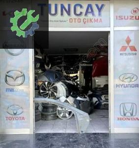 TOYOTA AVENSİS SAĞ ÖN MARŞPİYEL SACI 2003-2008 ÇIKMA PARÇA