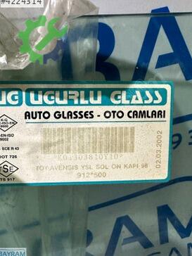 Toyota Avensis Sol Ön Kapı Camı çıkma parça