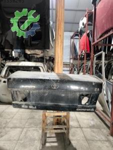 TOYOTA CARİNA BAGAJ KAPAĞI 1996-1998 ÇIKMA PARÇA ORJİNAL
