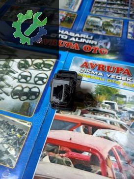 Toyota Corolla Flaşör Düğmesi 2007-2010 çıkma parça
