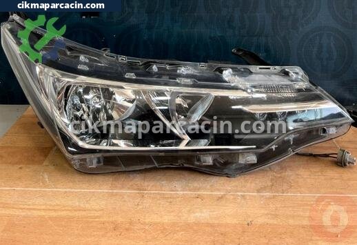 Toyota Corolla Far çıkma parça