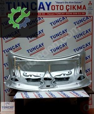 Toyota Corolla Bagaj Kapağı 2010-2012 çıkma parça