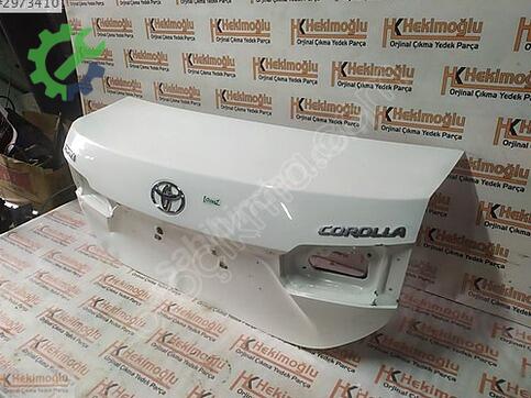 Toyota Corolla 6440102B60 çıkma parça