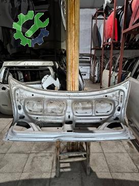 Toyota Corolla Bagaj Kapağı 1999-2002 çıkma parça
