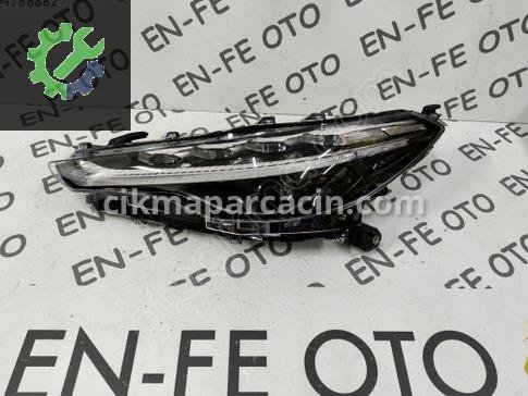 Toyota Corolla Sol Ön Far çıkma parça