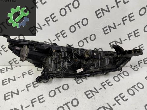 Toyota Corolla Sol Ön Far FULLLEDSOL çıkma parça