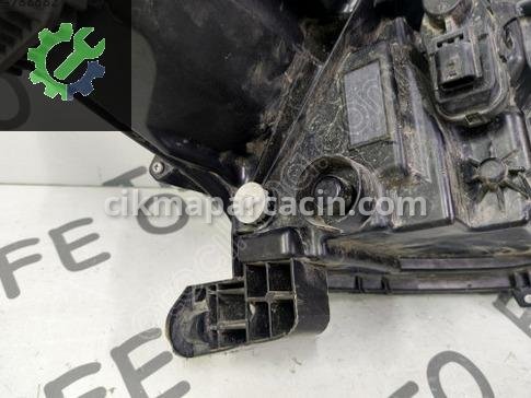 Toyota Corolla Sol Ön Far çıkma parça